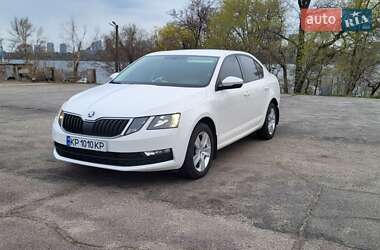 Лифтбек Skoda Octavia 2017 в Днепре