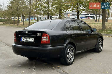 Лифтбек Skoda Octavia 2008 в 