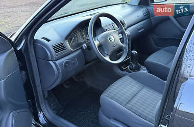 Лифтбек Skoda Octavia 2004 в 