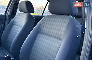 Лифтбек Skoda Octavia 2004 в 