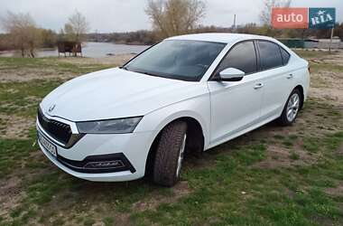 Лифтбек Skoda Octavia 2021 в 