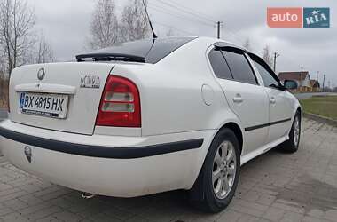 Лифтбек Skoda Octavia 2003 в 