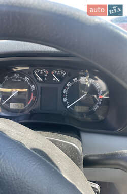 Лифтбек Skoda Octavia 2001 в 