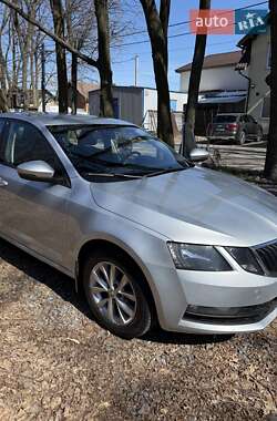 Лифтбек Skoda Octavia 2020 в 