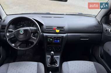 Лифтбек Skoda Octavia 2009 в 