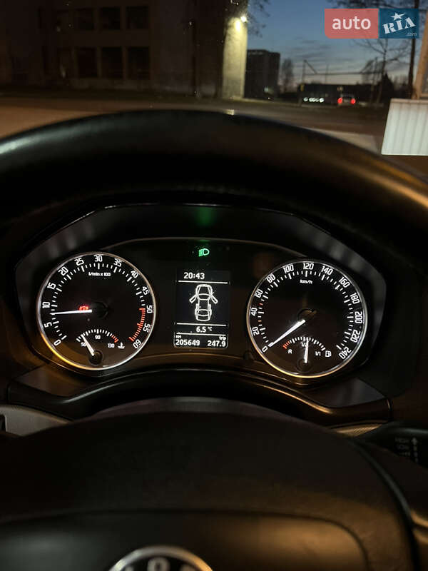 Универсал Skoda Octavia 2011 в Ивано-Франковске