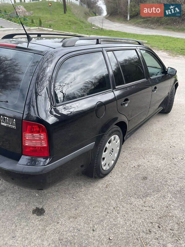 Універсал Skoda Octavia 2009 в Василькові