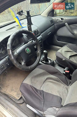 Лифтбек Skoda Octavia 2005 в 