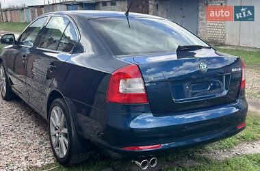 Лифтбек Skoda Octavia 2012 в 