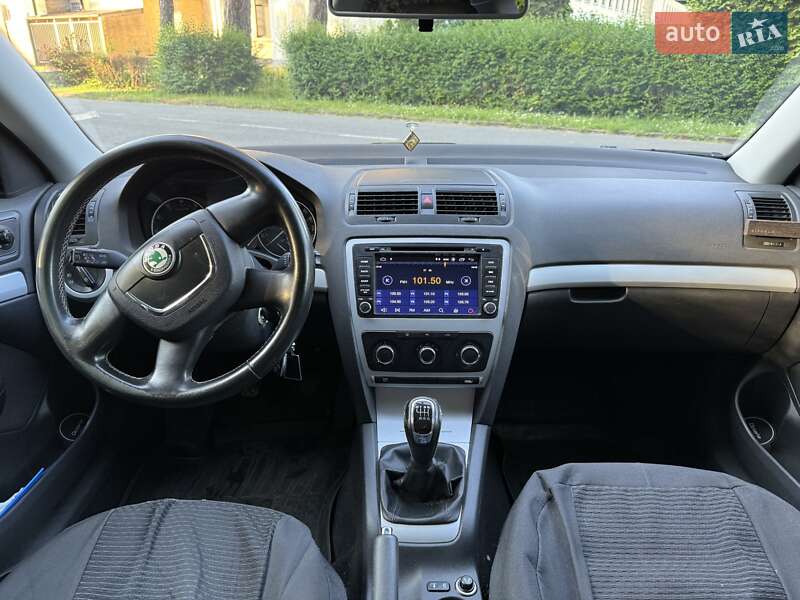 Лифтбек Skoda Octavia 2011 в Харькове