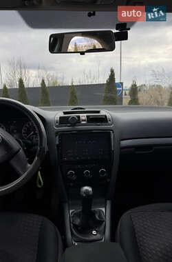Ліфтбек Skoda Octavia 2012 в 