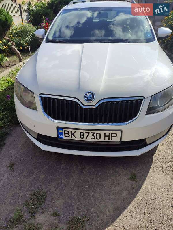 Универсал Skoda Octavia 2013 в Ровно