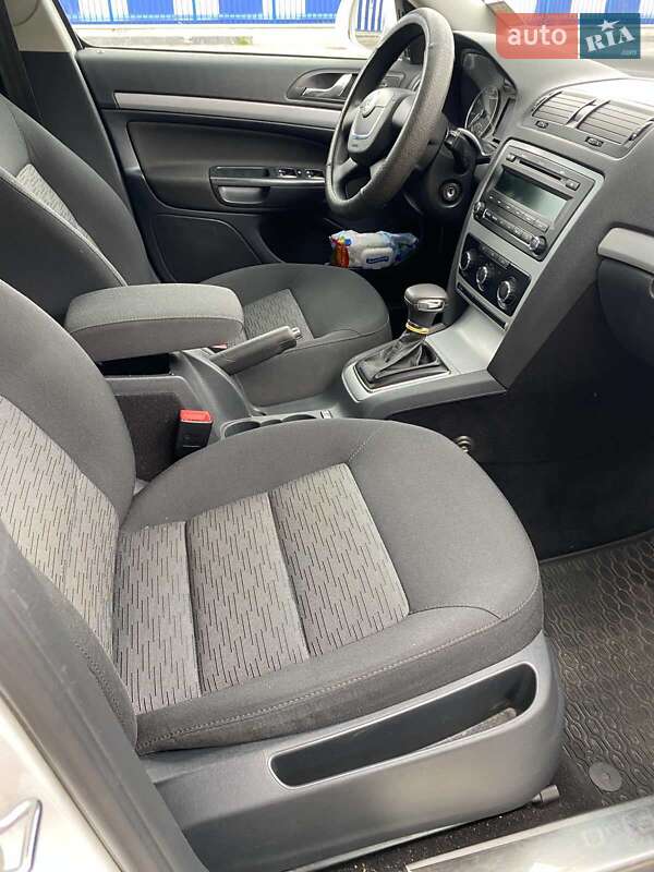 Лифтбек Skoda Octavia 2012 в Киеве
