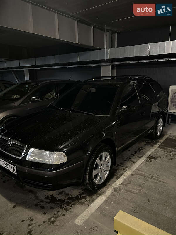 Универсал Skoda Octavia 2003 в Верховине