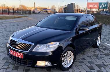 Лифтбек Skoda Octavia 2010 в 