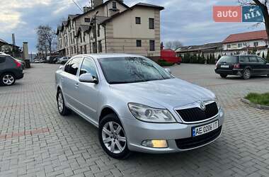 Лифтбек Skoda Octavia 2009 в 