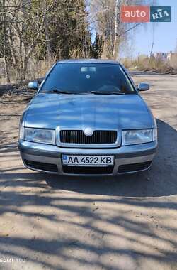 Ліфтбек Skoda Octavia 2004 в 