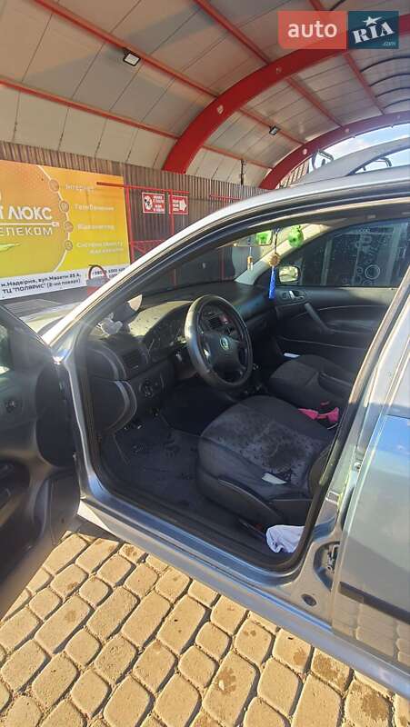 Універсал Skoda Octavia 2002 в Надвірній