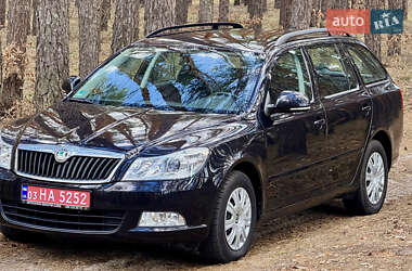 Универсал Skoda Octavia 2010 в 