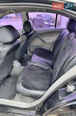 Лифтбек Skoda Octavia 1998 в 