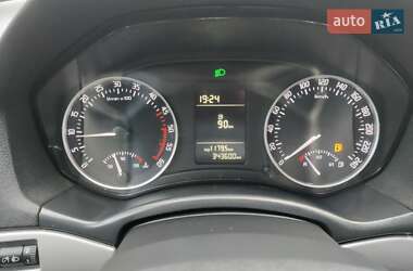 Лифтбек Skoda Octavia 2009 в 