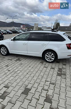 Універсал Skoda Octavia 2019 в 