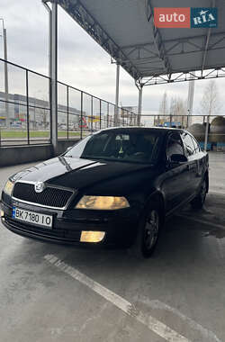 Лифтбек Skoda Octavia 2007 в 