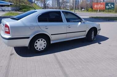 Ліфтбек Skoda Octavia 2006 в 