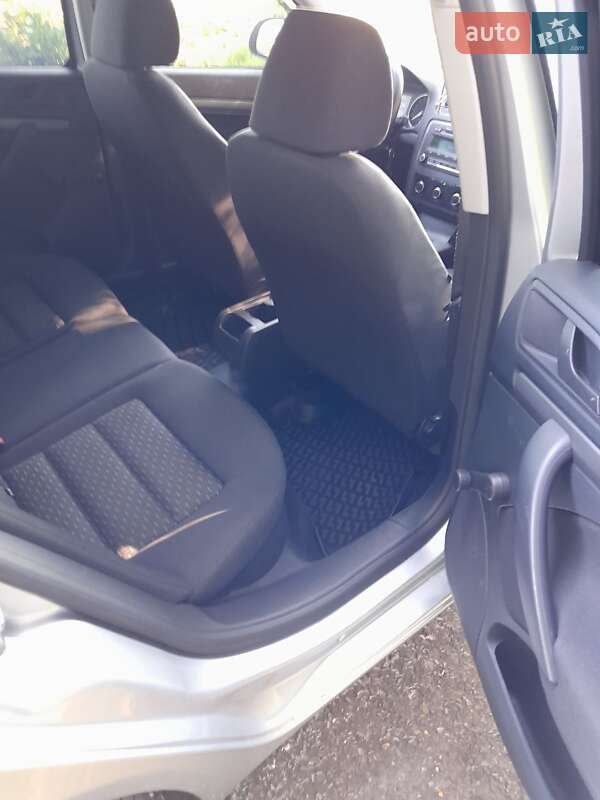 Універсал Skoda Octavia 2011 в Краснограді