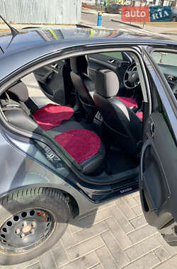 Лифтбек Skoda Octavia 2008 в 