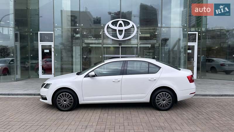 Лифтбек Skoda Octavia 2017 в Киеве