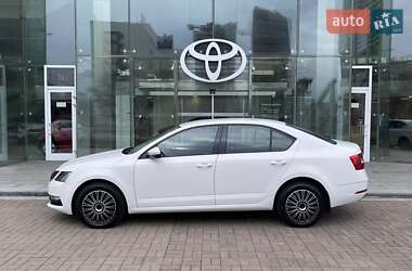 Ліфтбек Skoda Octavia 2017 в 
