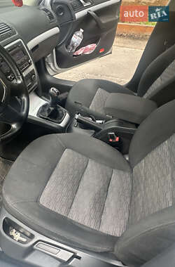 Универсал Skoda Octavia 2011 в 