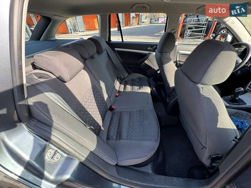 Универсал Skoda Octavia 2011 в Харькове