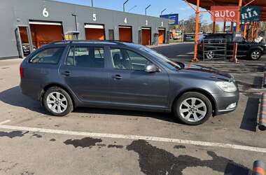 Универсал Skoda Octavia 2011 в 