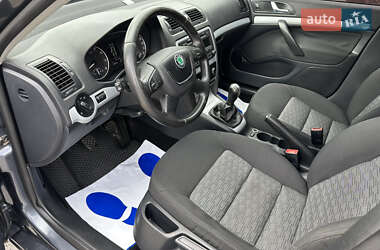 Лифтбек Skoda Octavia 2009 в 