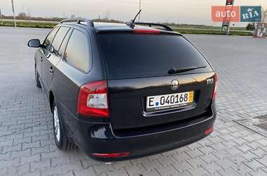 Универсал Skoda Octavia 2011 в 