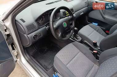 Универсал Skoda Octavia 2003 в 