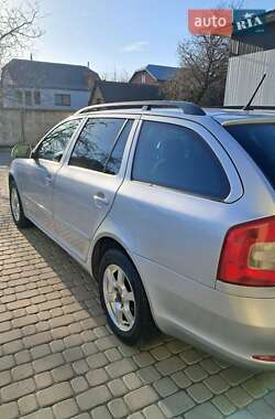 Универсал Skoda Octavia 2011 в 