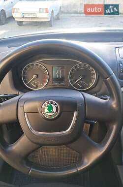 Универсал Skoda Octavia 2011 в 