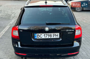 Универсал Skoda Octavia 2010 в 