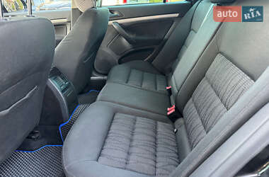 Универсал Skoda Octavia 2010 в 