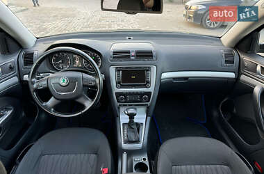 Универсал Skoda Octavia 2010 в 