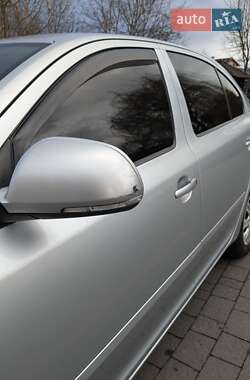 Лифтбек Skoda Octavia 2010 в 
