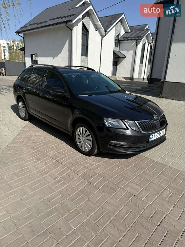 Універсал Skoda Octavia 2017 в Хмельницькому