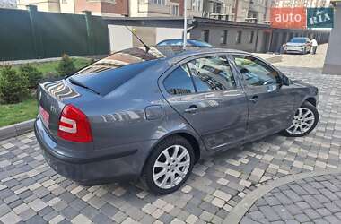 Лифтбек Skoda Octavia 2008 в 