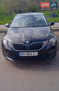 Ліфтбек Skoda Octavia 2020 в Драбіву