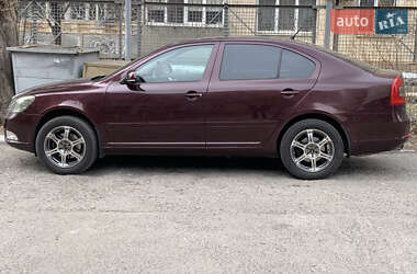 Лифтбек Skoda Octavia 2010 в 