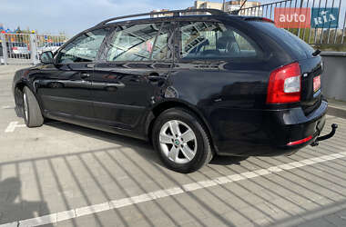 Универсал Skoda Octavia 2011 в 