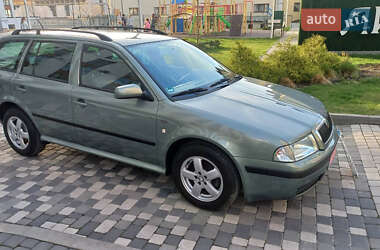 Универсал Skoda Octavia 2003 в 